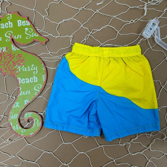 🐾PAW PATROL SWIM TRUNKS - Picture 5 of 6